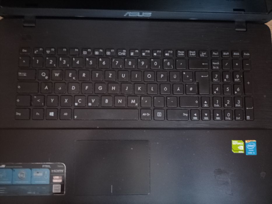 Продам ноутбук Аsus в м.Хуст