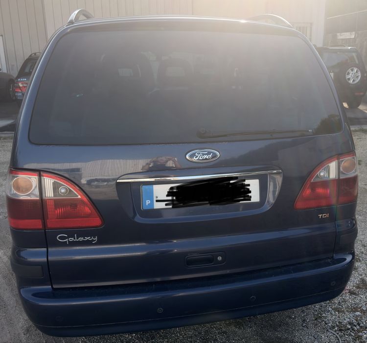 FORD Galaxy 1.9 TDI 130CV – 7 Lugares