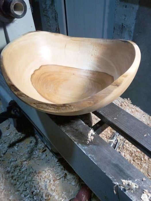 Фруктовница из дерева ручной работы.