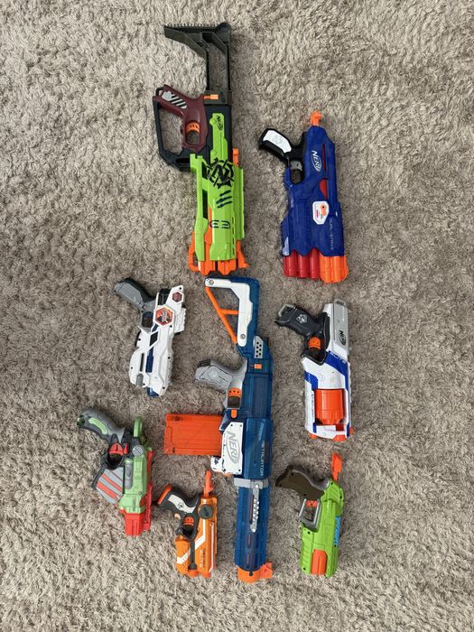 Бластери nerf пістолети