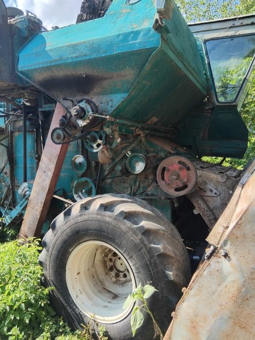 Комбайн нива ск5