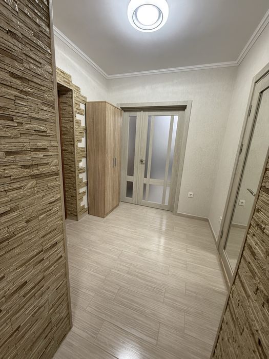 оренда 1к квартири 350Є+комунальні, вул.О.Алмазова,4(Кутузова)