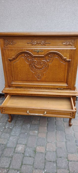 Barek, Komoda Ludwikowska, Ludwik