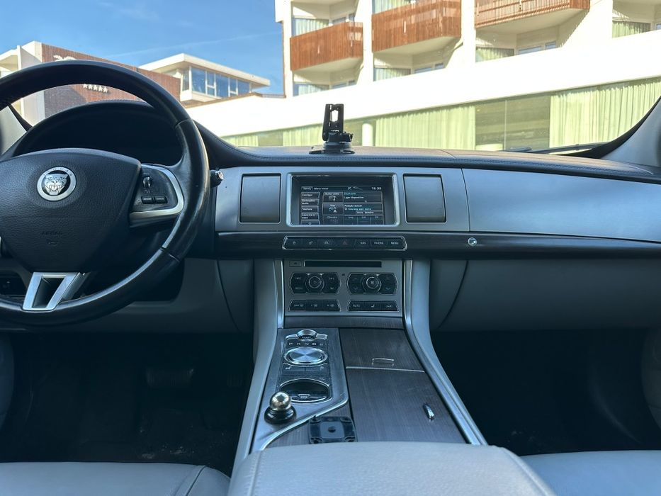 Jaguar XF 2.2D Full Extras
