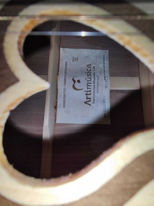 Viola Amarantina ArtiMusica 2 corações (Nova), com saco e afinador