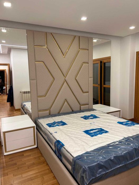 Quarto casal cabeceira ao teto - NOVO - FABRICA