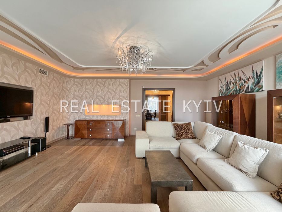 БЕЗ % Продаж 4-кімн квартири вул Круглоуніверситетська 3-5