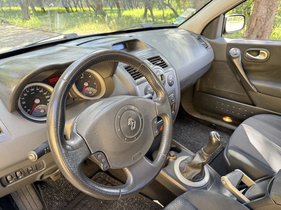 Renault Megane Break 1.5 DCI vários extras