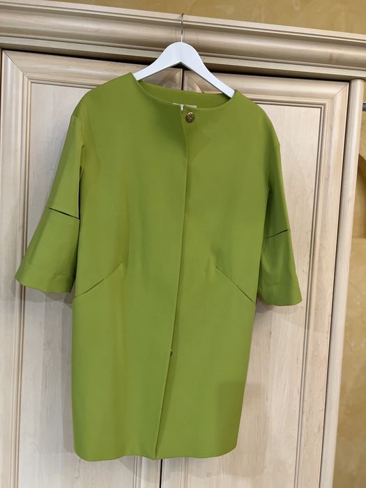 Весняний плащ оверсайз