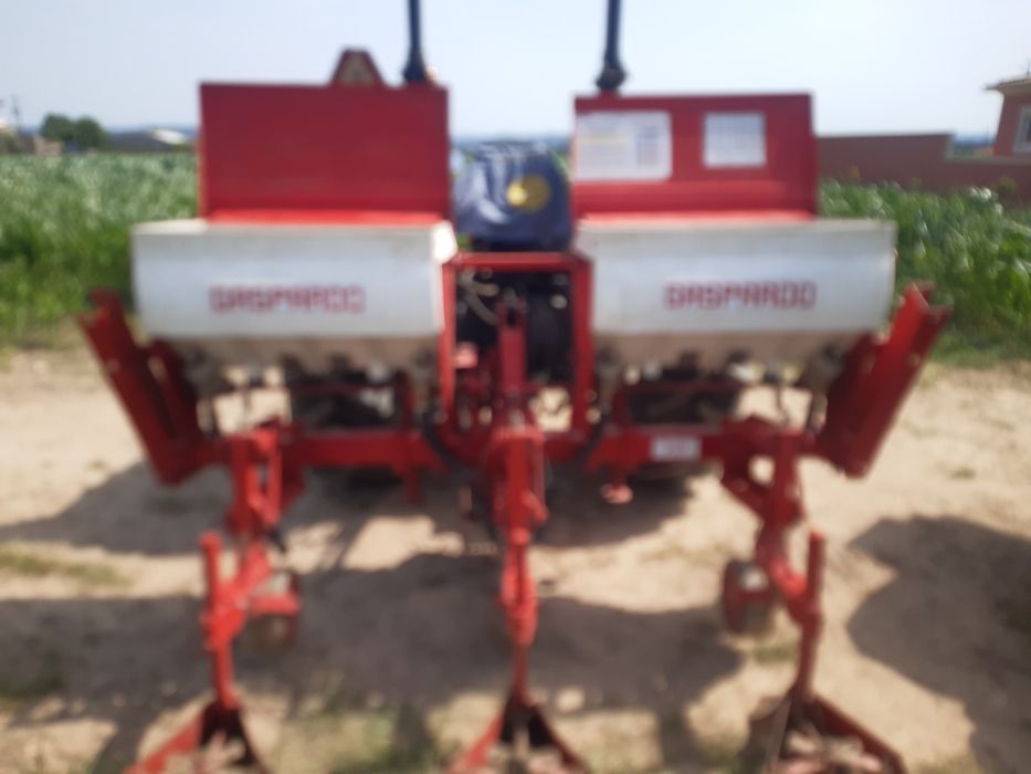 Cultivator-Fertilizer Spreader64729750627458125