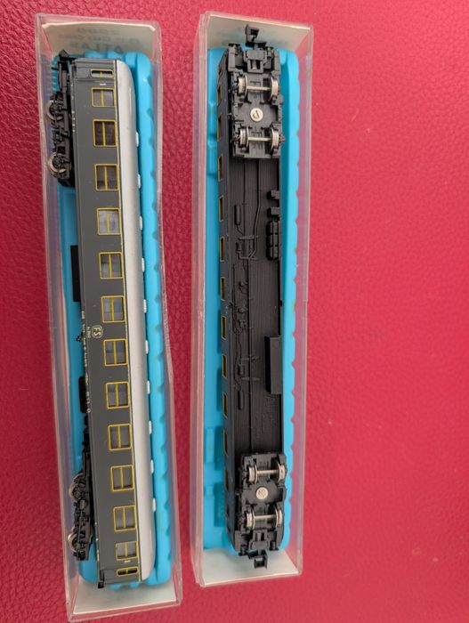 Dwa wagony Atlas 2680