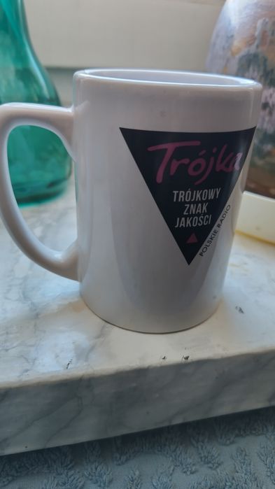 Kubek Trójkowy Znak jakości. Trójka, radio