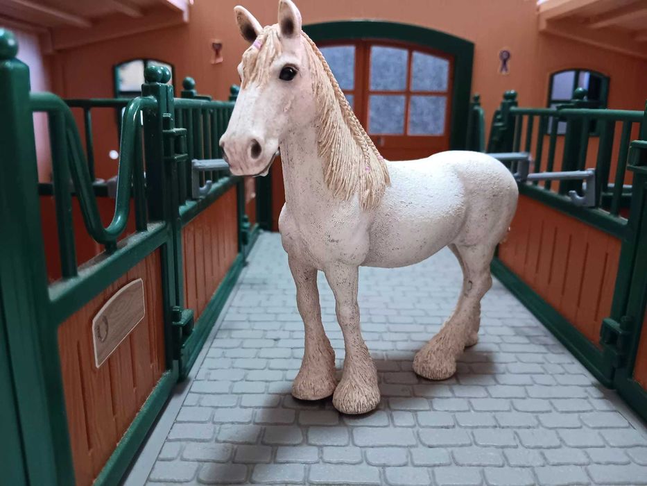 Schleich, brinquedos