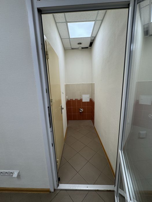 Здам в оренду комерційне приміщення (76 кв.м)