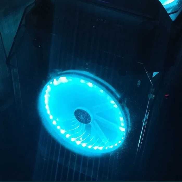 Комп'ютер ігровий потужний, системний блок, монітор, аксесуари