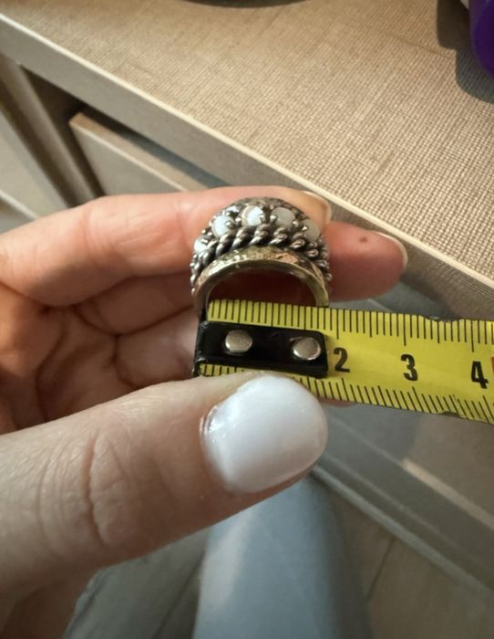 Anel Tashi como novo