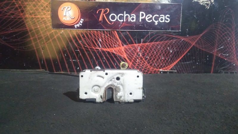 Fecho Da Porta Frente Esq Fiat Grande Punto (199_)