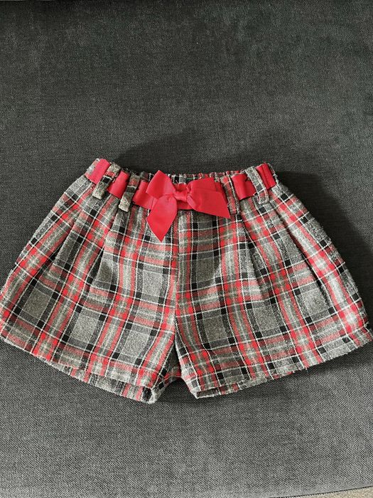 Calção menina bom estado