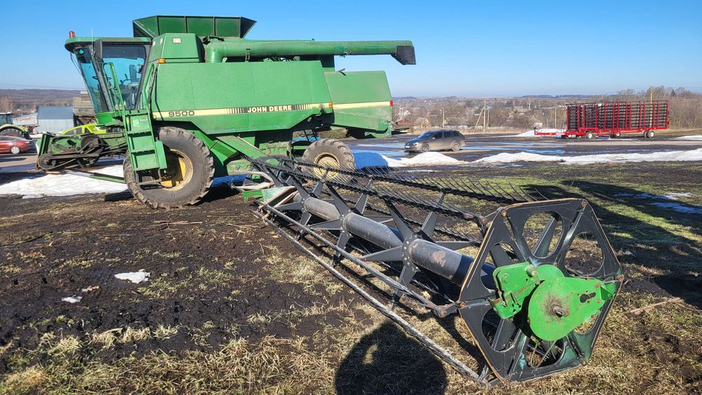 Комбайн зернозбиральний John Deere 9500