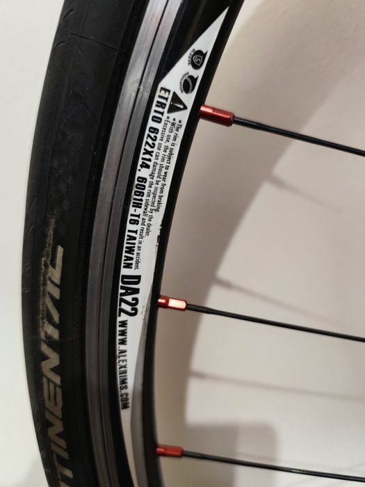 Komplet kół szosowych ALEXRIMS DA22, Novatec (łożyska maszynowe) +