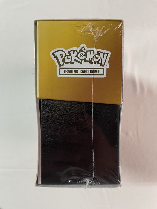 Pokémon 30th Celebration Elite Trainer Box (ETB) [Novo e selado/Envio grátis]