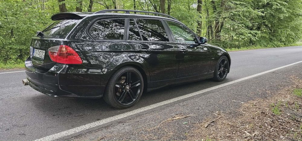 BMW E91, Seria 3 320i + GAZ (długie opłaty)