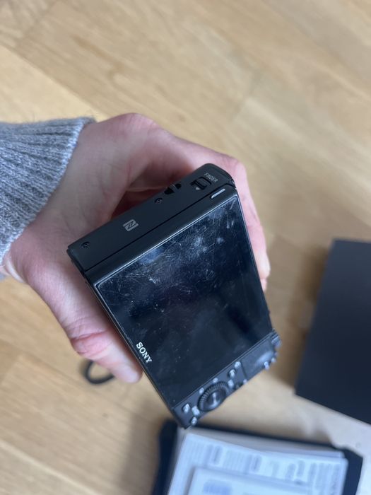 Aparat Sony RX100 IV (4)