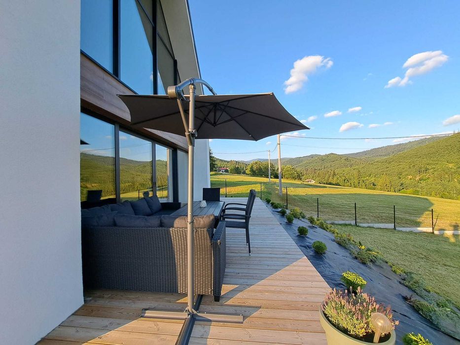 Domek premium z Jacuzzi i sauna Beskidy | 10-13 osób | widok |  Złatna