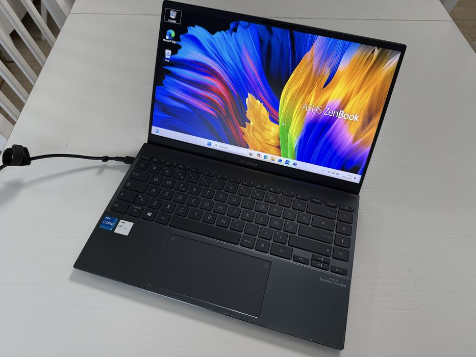 Laptop Asus Zenbook UX425E i5 8GB 512GB podswietlana klawiatura