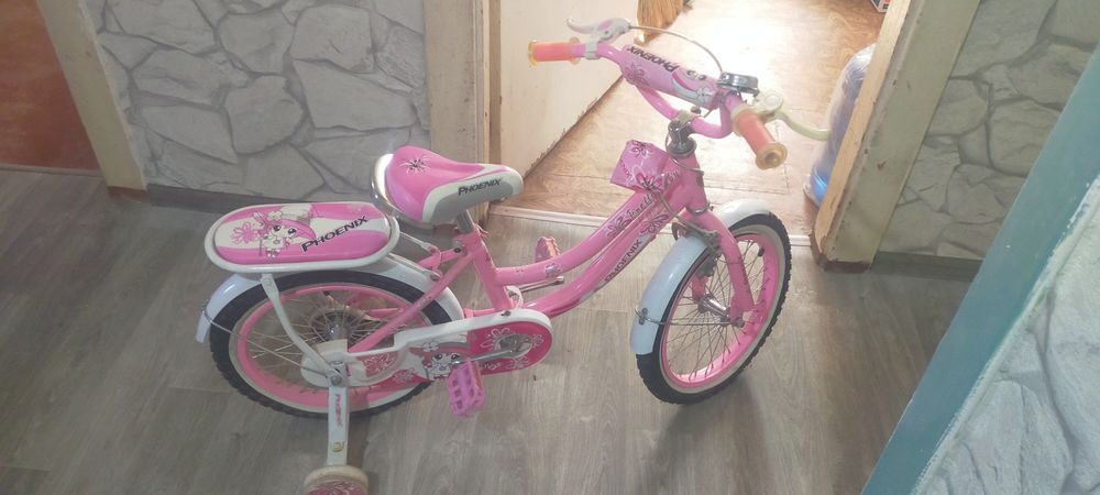 Продам детский  велосипед для девочки