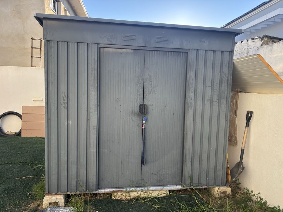 Abrigo de Jardim Metalico