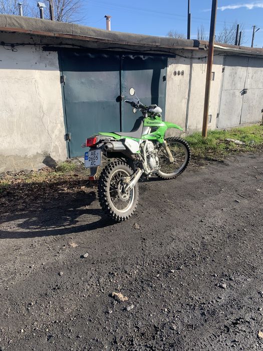 Kawasaki KLX250 Продам классный мот, кавасаки клх 250, был пригнан с Японии