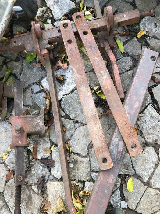 Культиватор,плуг та сівалка до трактора