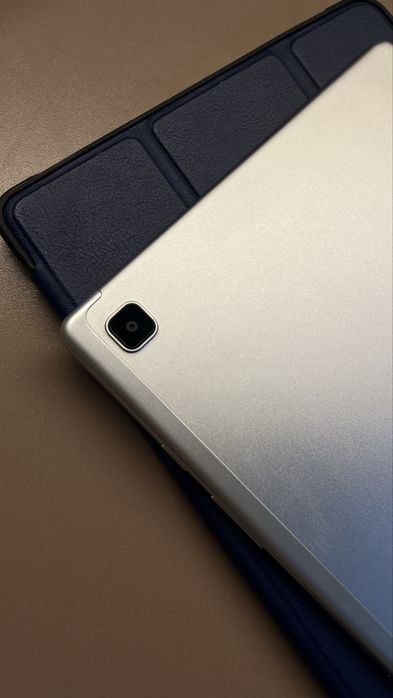 Планшет Samsung Galaxy A7 32 ГБ+ чохол