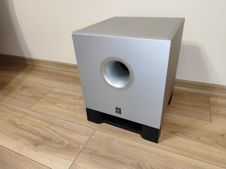 Subwoofer aktywny Yamaha YST-SW011. 100W. Stan bdb.