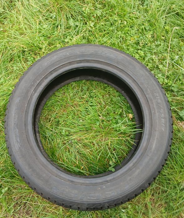 Opony zimowe Dębica Frigo HP2 215/55R17