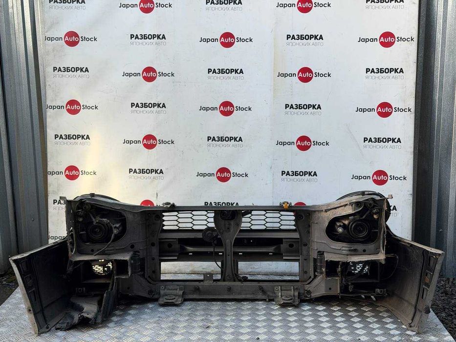 Бампер Телевизор Усилитель Фары Радиатор Диффузор Subaru Impreza, год 2000-2002