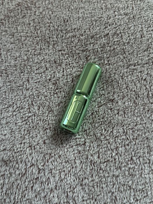 Nowa czerwona pomadka Clinique Pop Longwear Lipstick