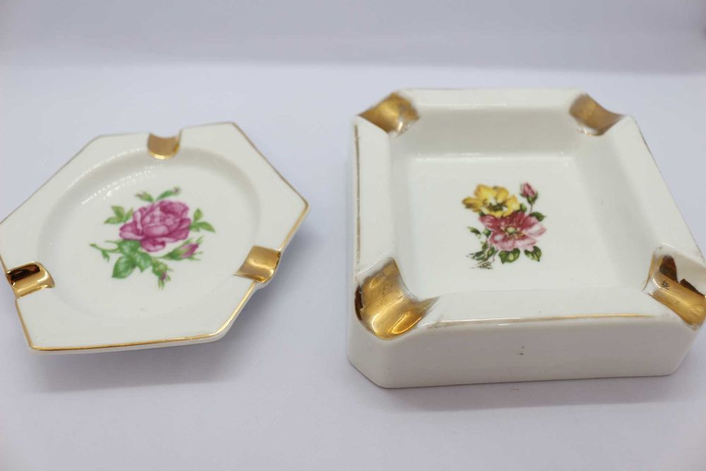 Cinzeiro motivo Floral Vista Alegre  1947