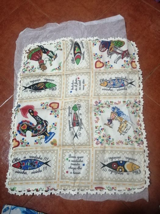 Pano de cozinha com bicos, novo.