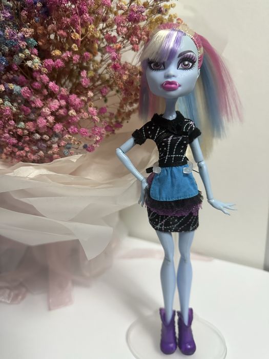 Монстер хай кукла  Monster High