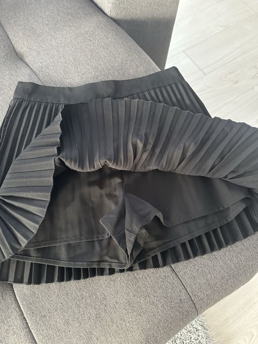 Спідниця zara спідничка пліссе zara чорна S