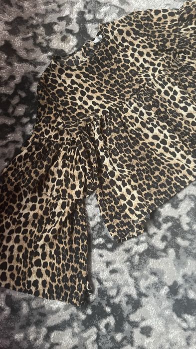 Шикарна жіноча блуза в леопардовий принт