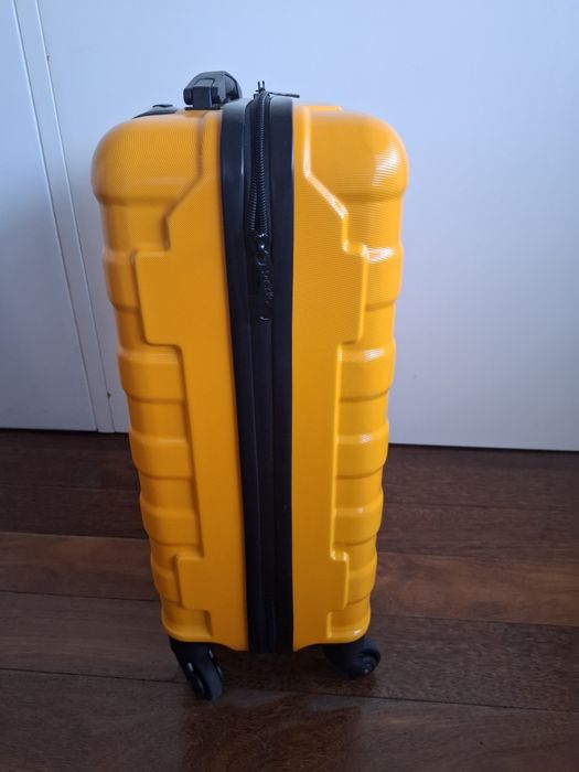 Mala de viagem nova