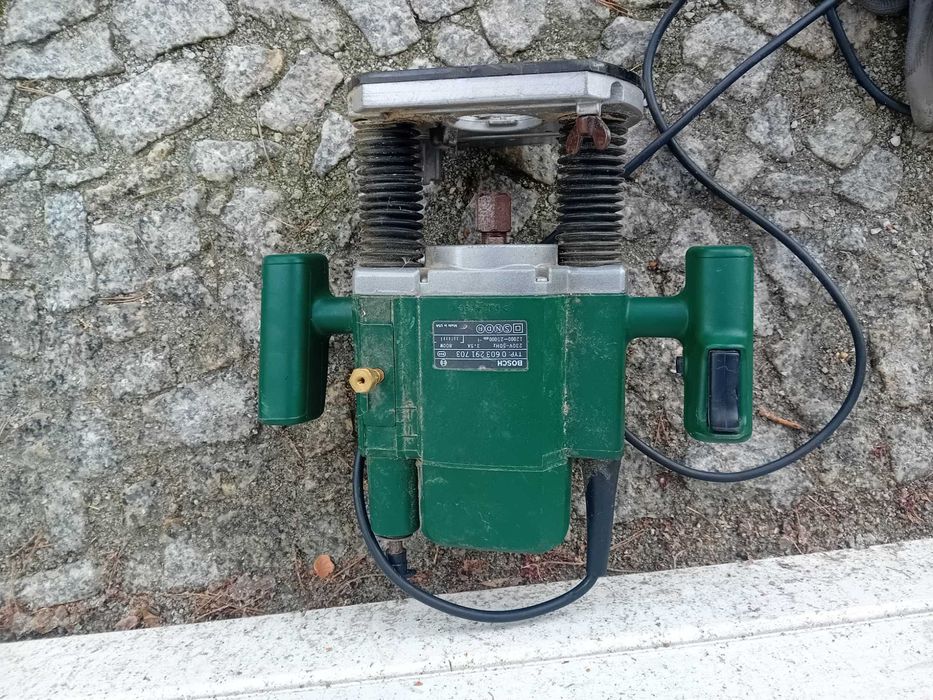 Frezarka Bosch POF 800 ACE