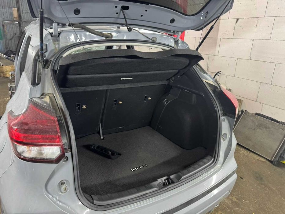 полка в багажник обшивка молдинг пластик nissan kicks sr sv  разборка