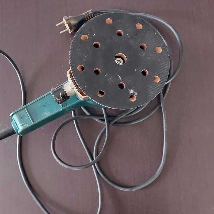 Vendo lixadeira makita
