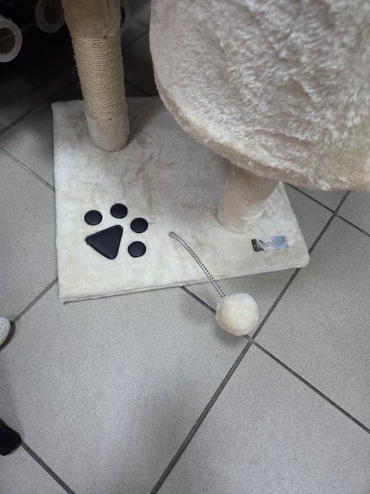 Sprzedam nowy drapak dla kota