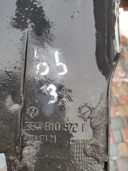 Подкрылок задний левый правый vw passat b5 универсал оригинал