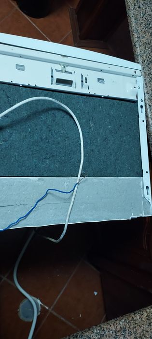 Máquina de lavar loiça 120 euros